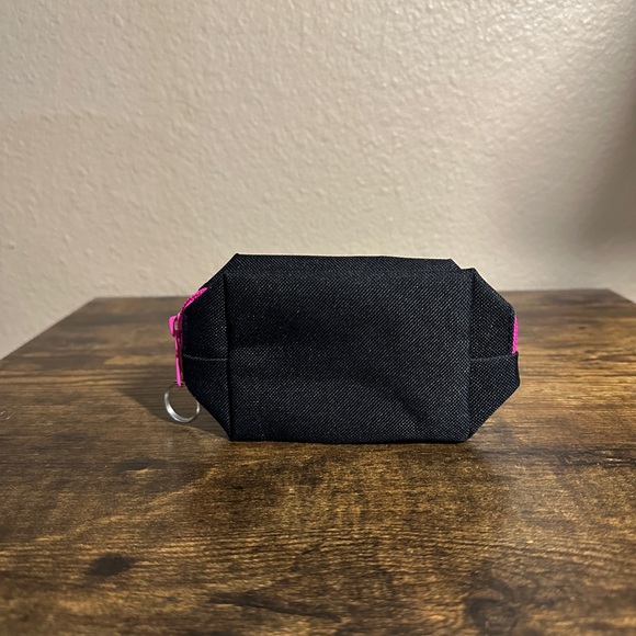 EDC Festival Las Vegas Swag Zippered Carry Case - Picture 3 of 8